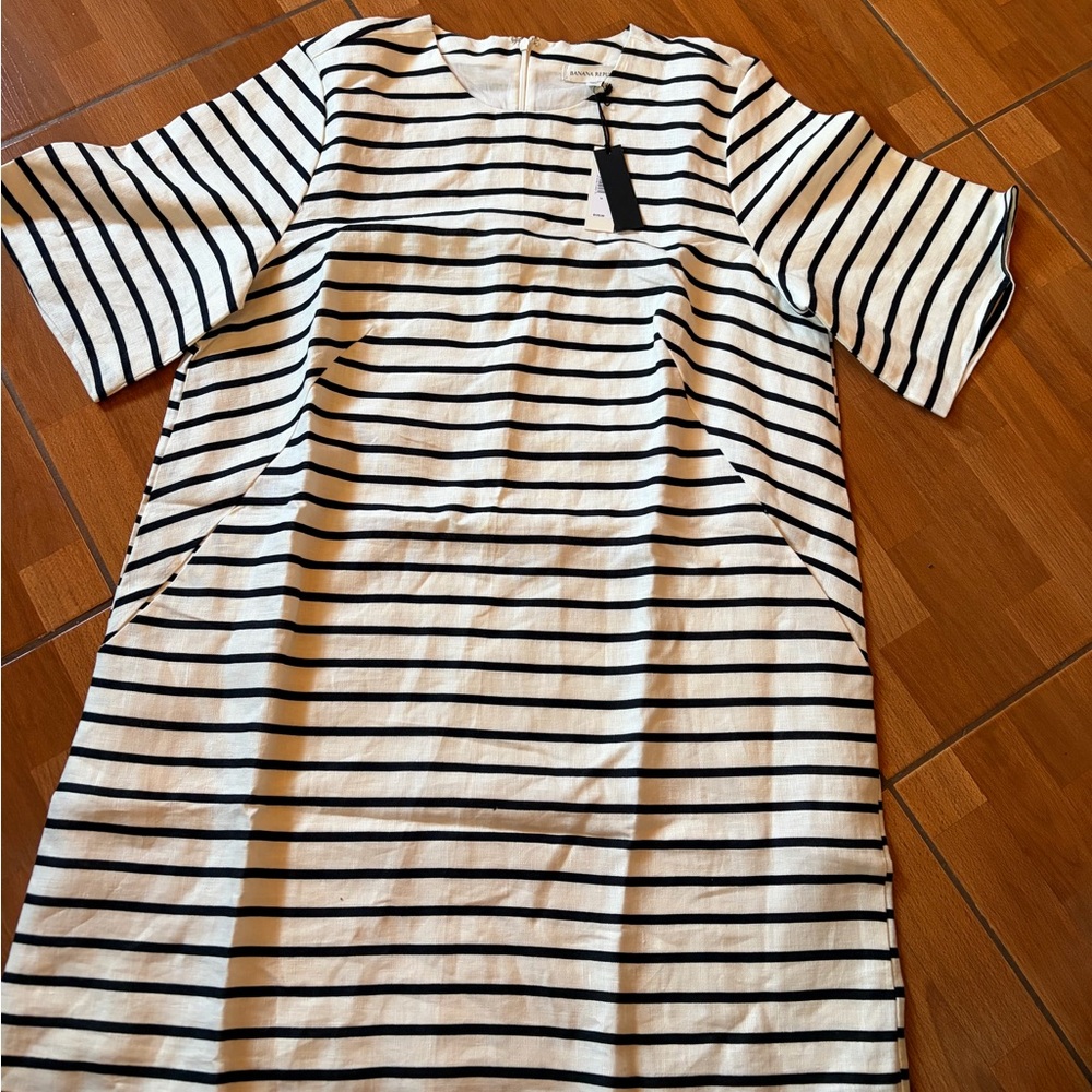 Banana Republic Black  and White Striped Top